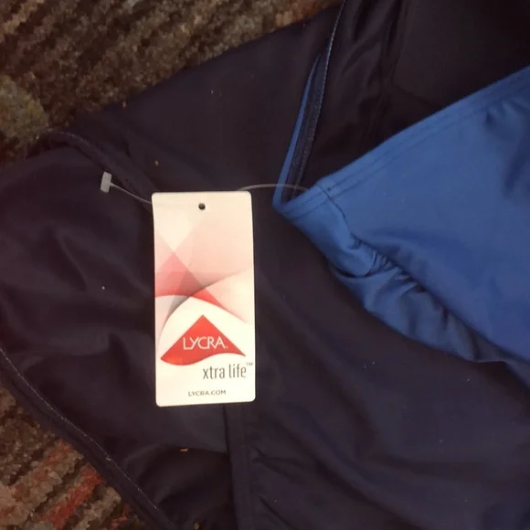 NWT Lands' End Blue Ombré One Piece Swimsuit Scoop Neck - Picture 5 of 6